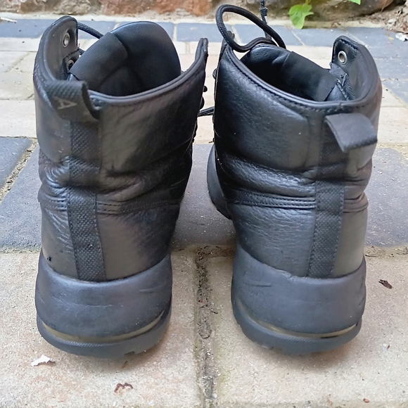 Nike Air Max Goaterra 2.0 Boots Triple, Size 9, Black - Picture 6 of 9